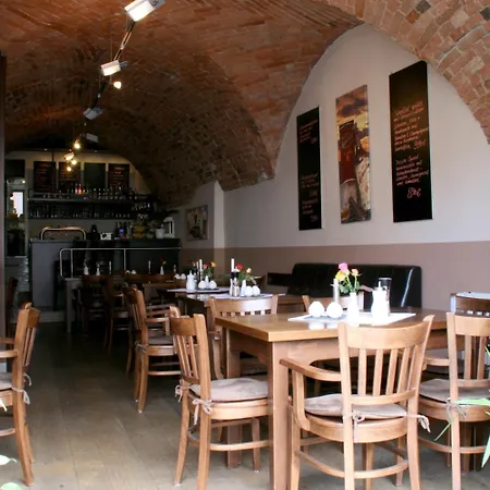 Zittauer Hof מלון 3*