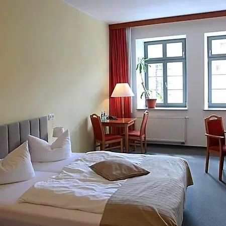 Hotell Zittauer Hof 3*